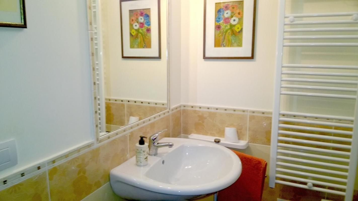 Marciano della Chiana Agriturismo Podere Caggiolo - Swimming Pool & Air Conditioning חדר תמונה