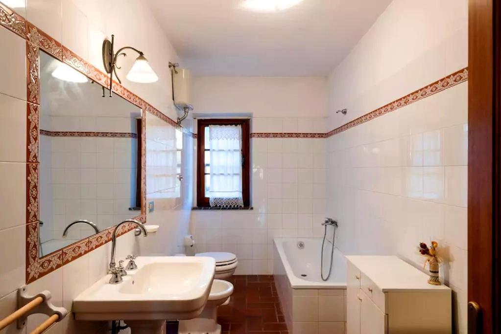 Marciano della Chiana Agriturismo Podere Caggiolo - Swimming Pool & Air Conditioning חדר תמונה
