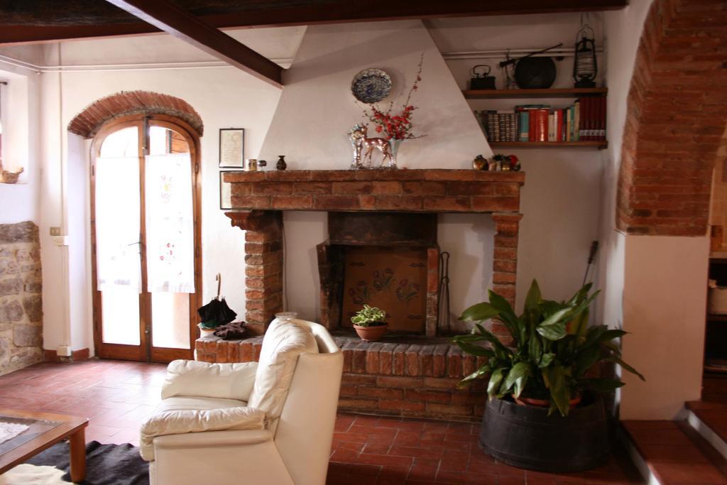 Marciano della Chiana Agriturismo Podere Caggiolo - Swimming Pool & Air Conditioning חדר תמונה