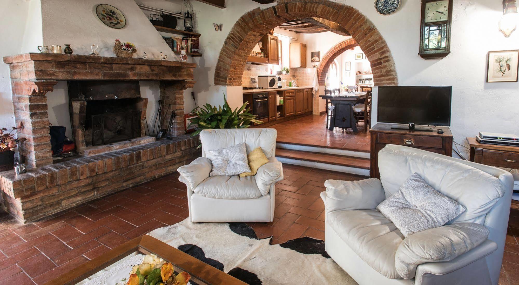 Marciano della Chiana Agriturismo Podere Caggiolo - Swimming Pool & Air Conditioning מראה חיצוני תמונה